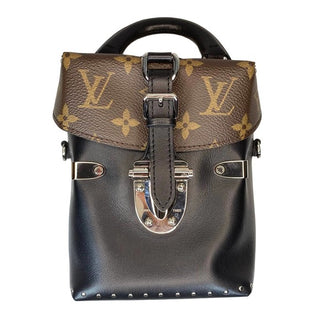 Louis Vuitton Monogram Camera Box bag